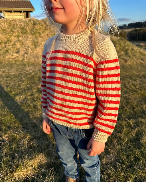 PetiteKnit Lyon Sweater Junior - Strickset