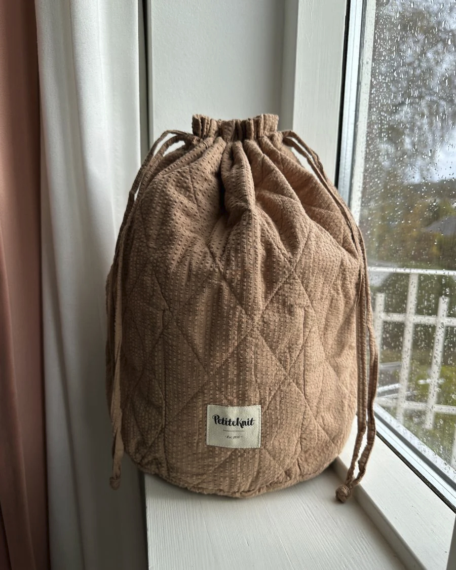 PetiteKnit Get your Knit Together Bag Grand - Praline Seersucker