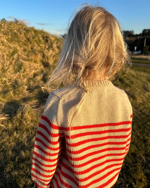 PetiteKnit Anleitung  Lyon Sweater Junior 
