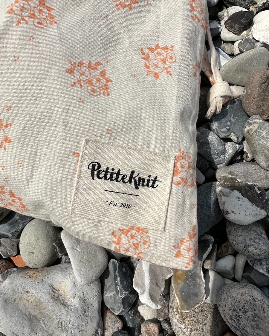 PetiteKnit Sac Knitter's String Bag -  Apricot Flower